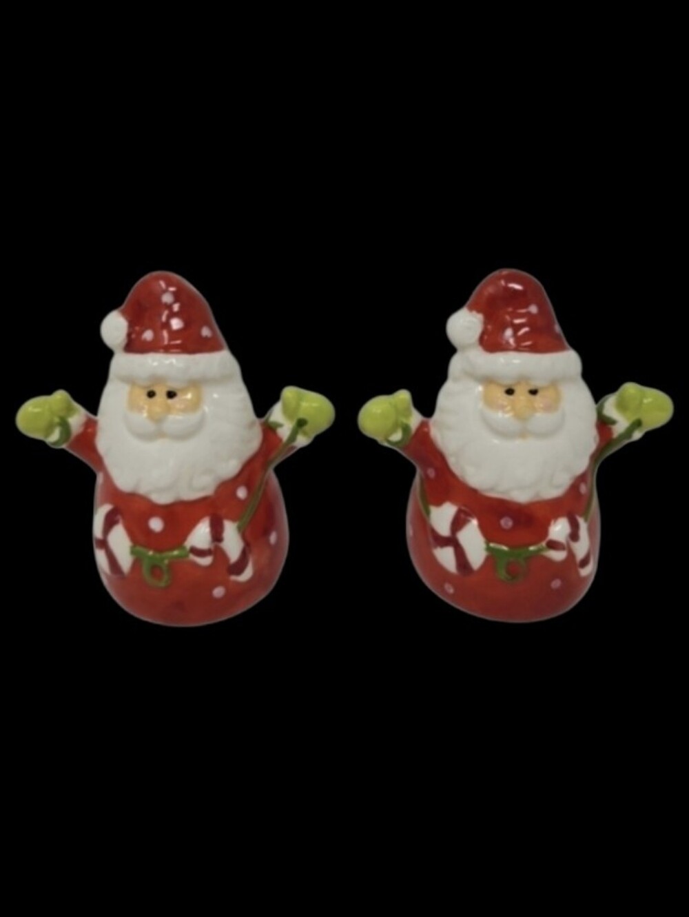 SANTA CLAUS  SALT AND PEPPER SHAKERS
